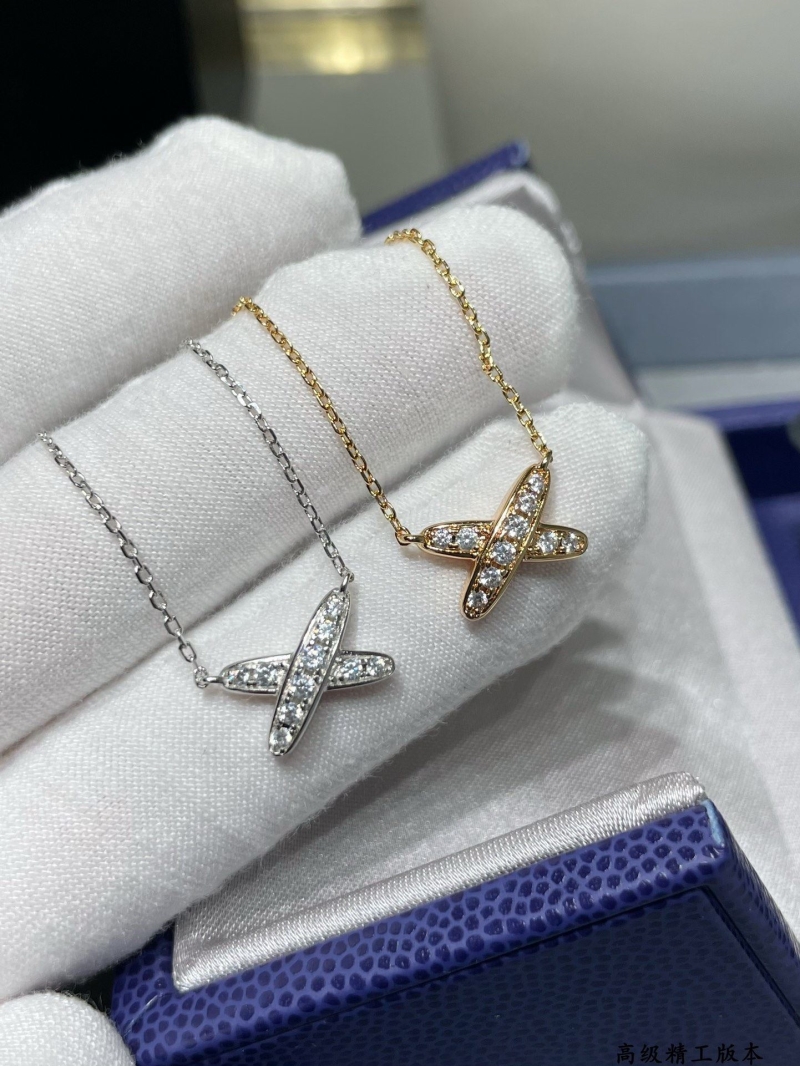 CHAUMET